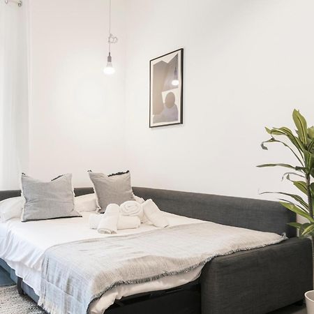 Beautiful Flat Fully Furnished In P.Ta Romana มิลาน ภายนอก รูปภาพ