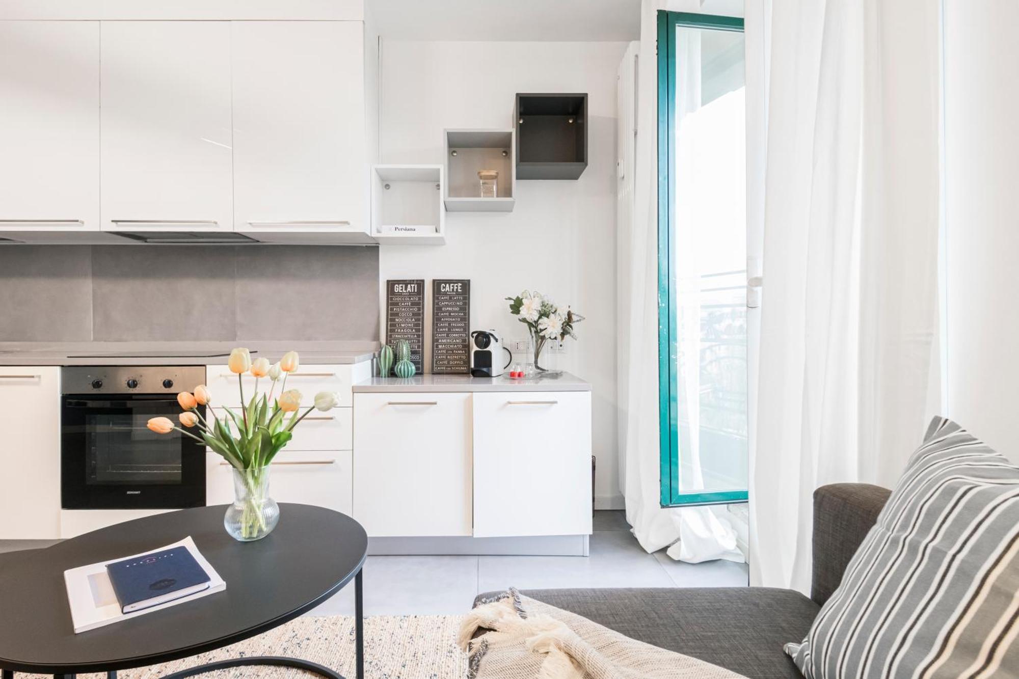 Beautiful Flat Fully Furnished In P.Ta Romana มิลาน ภายนอก รูปภาพ