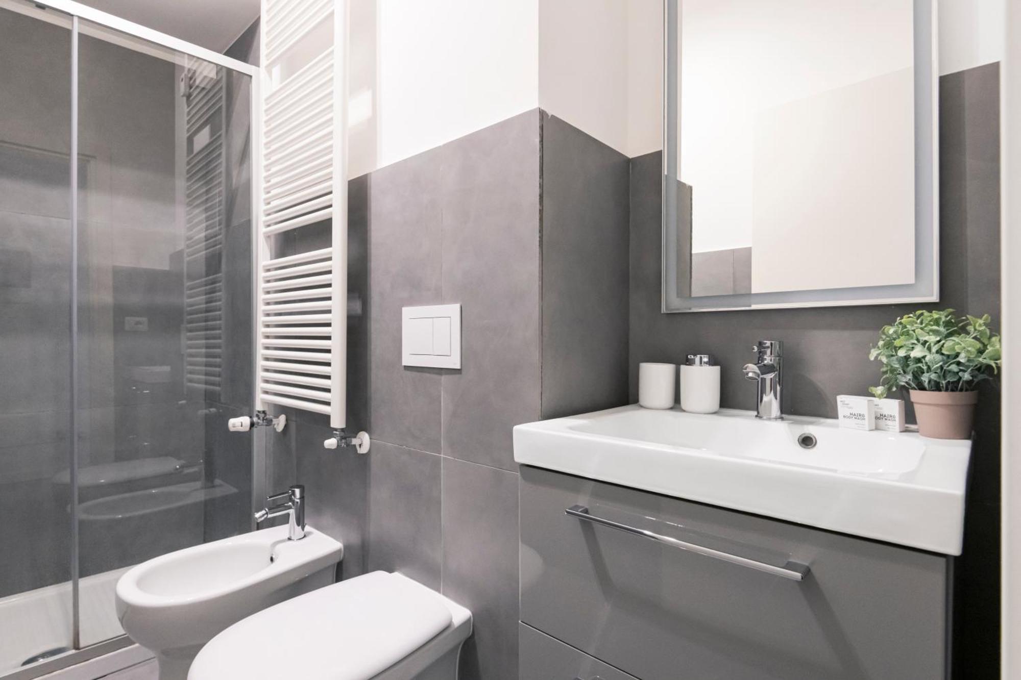 Beautiful Flat Fully Furnished In P.Ta Romana มิลาน ภายนอก รูปภาพ