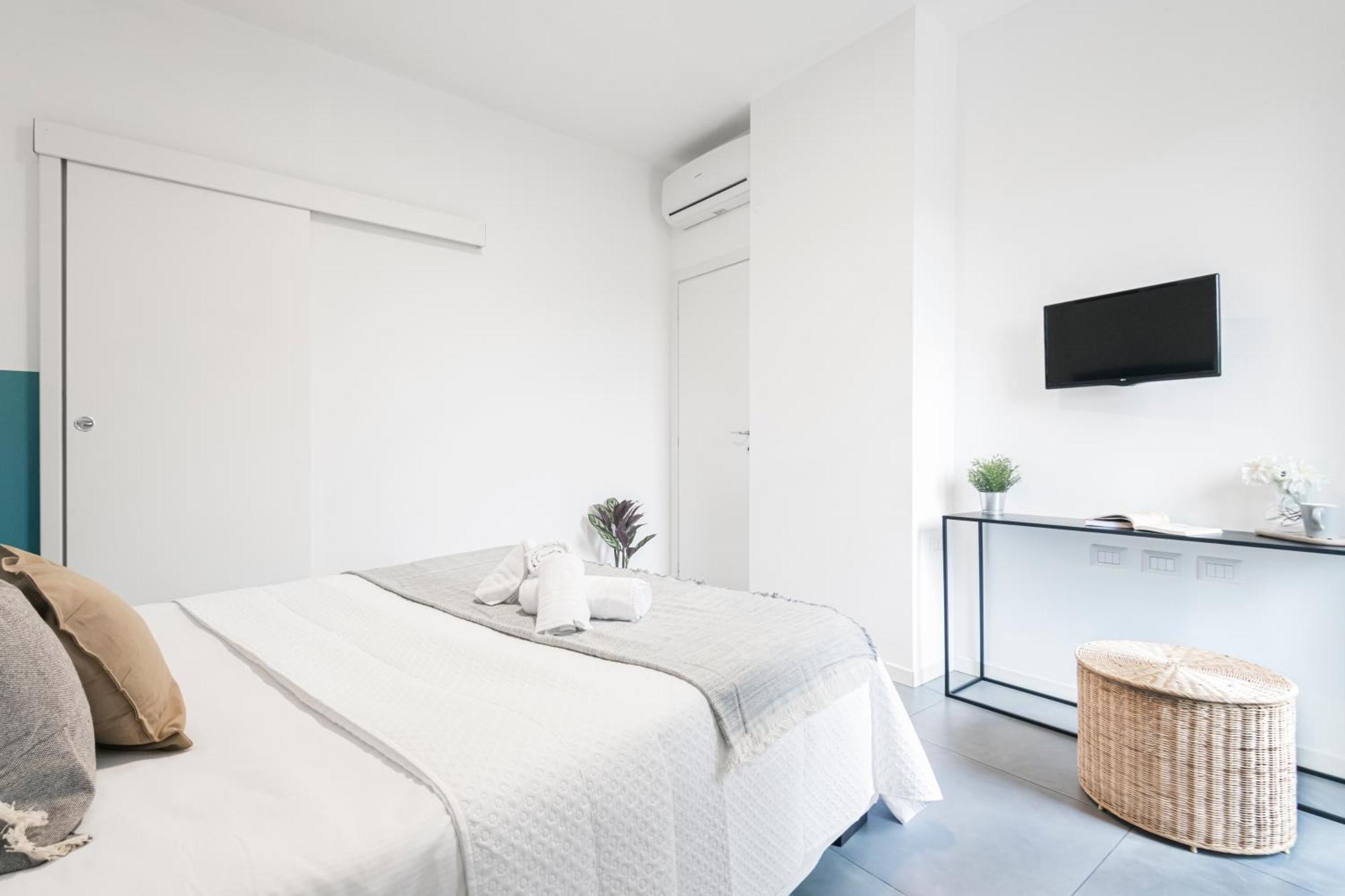 Beautiful Flat Fully Furnished In P.Ta Romana มิลาน ภายนอก รูปภาพ
